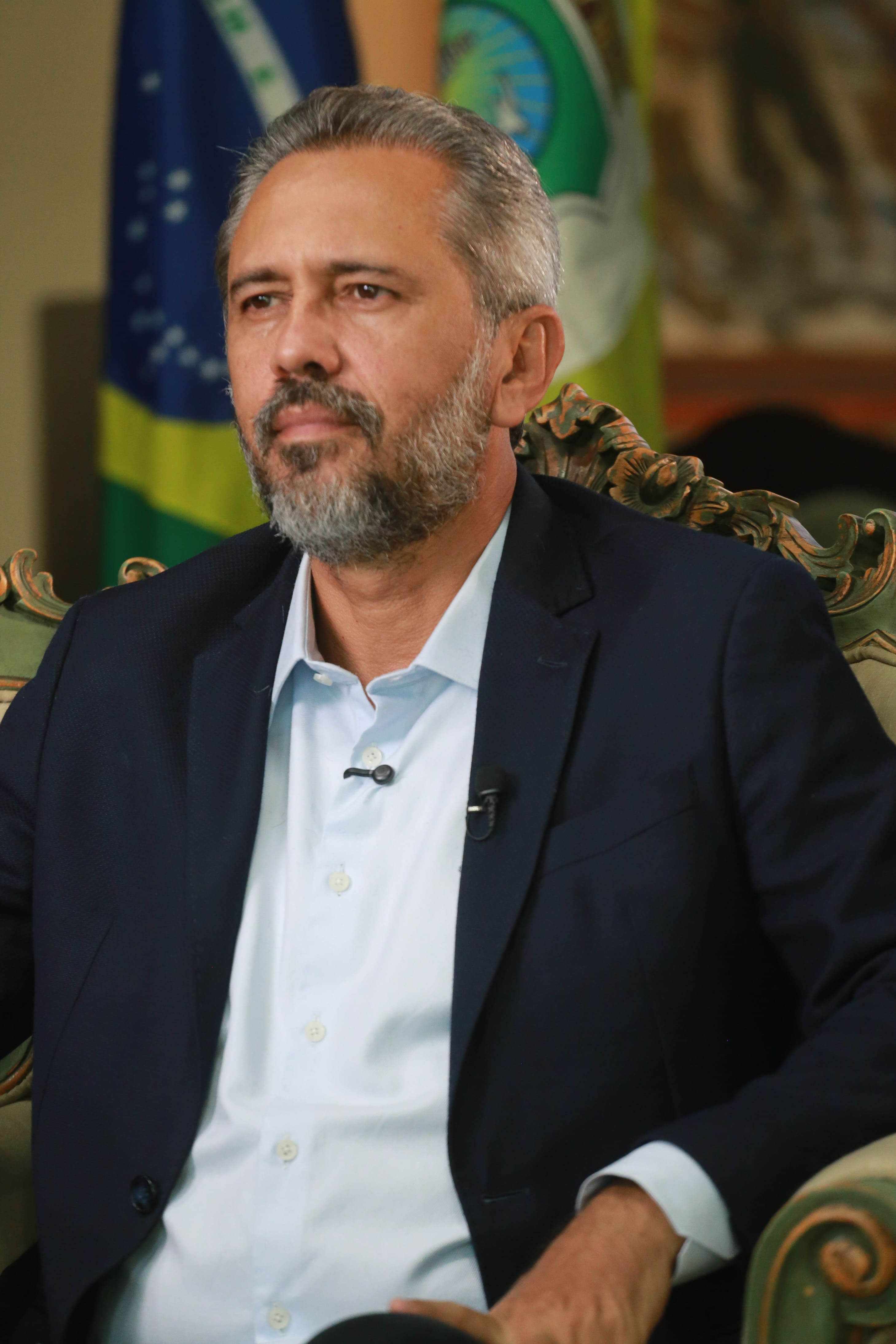 Já na faculdade, Elmano se envolveu com a advocacia popular e com os movimentos sociais